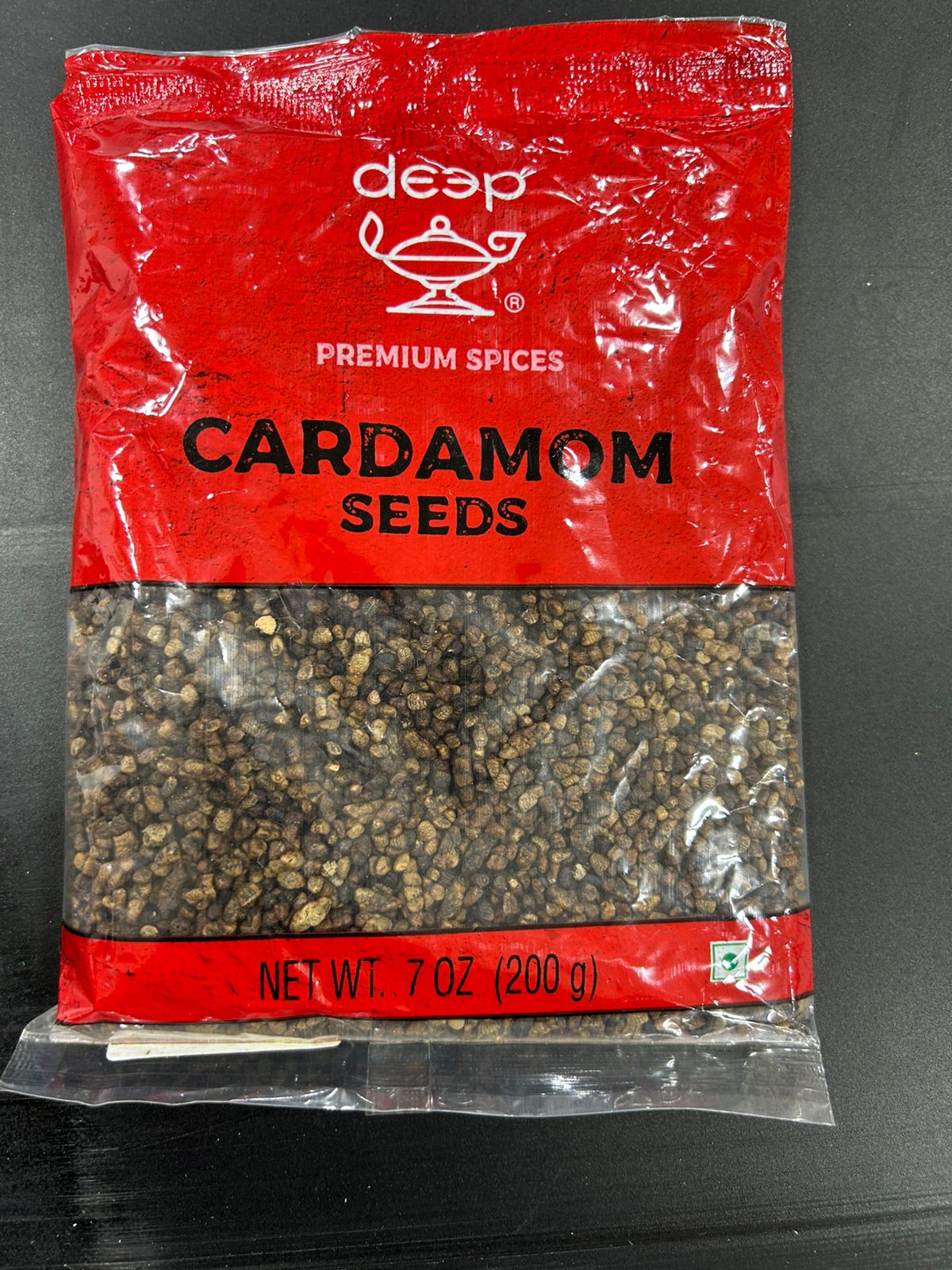 Deep Cardamom Seeds 7Oz
