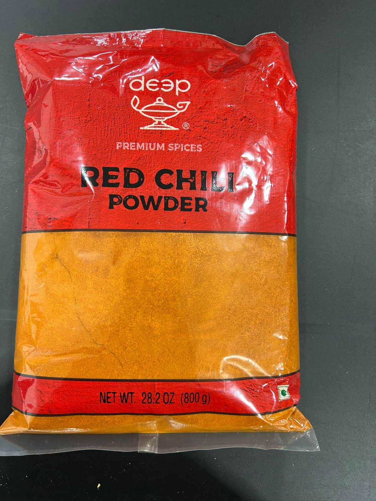 Deep Red Chilli Powder 28.2Oz