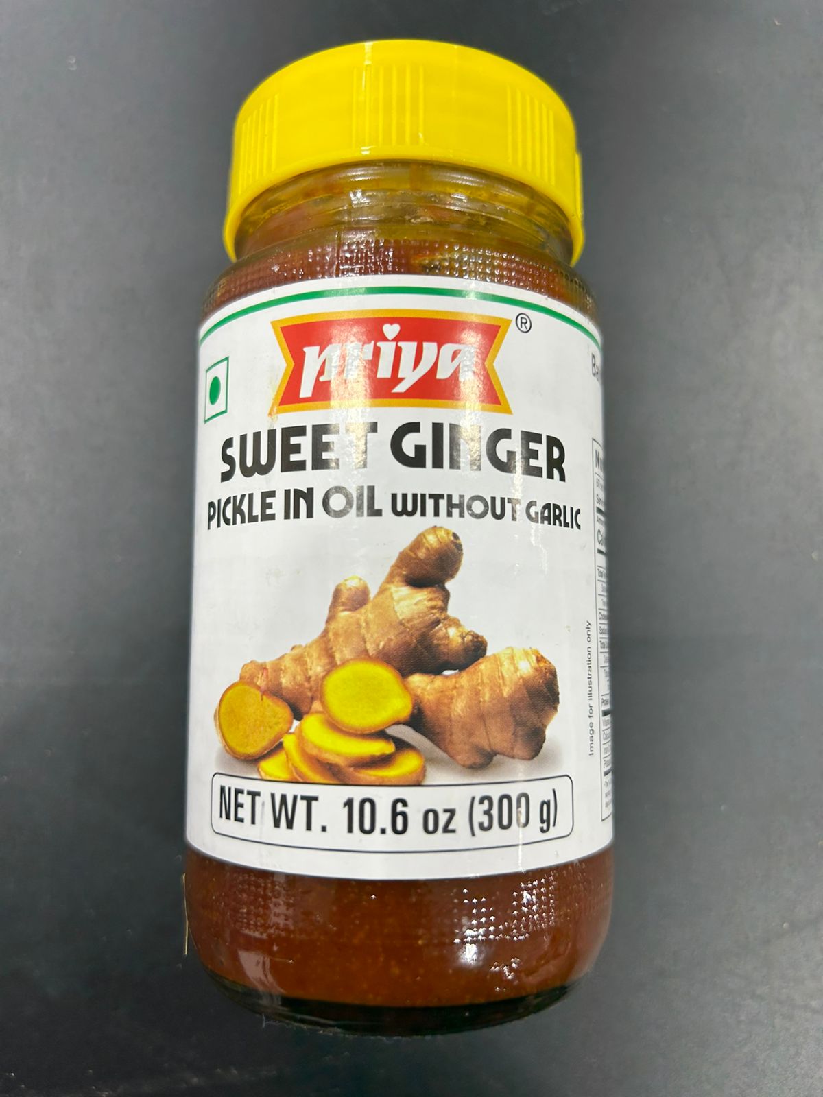 Priya Sweet Ginger With Garlic 300G
