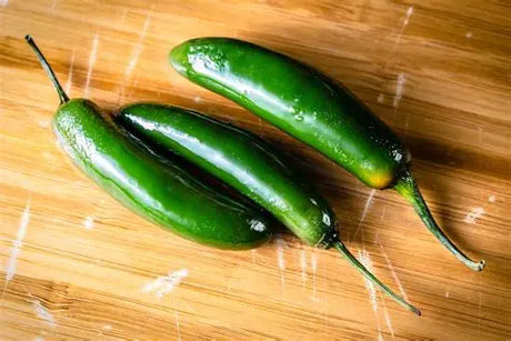 Serrano Pepper 0.5 Lb